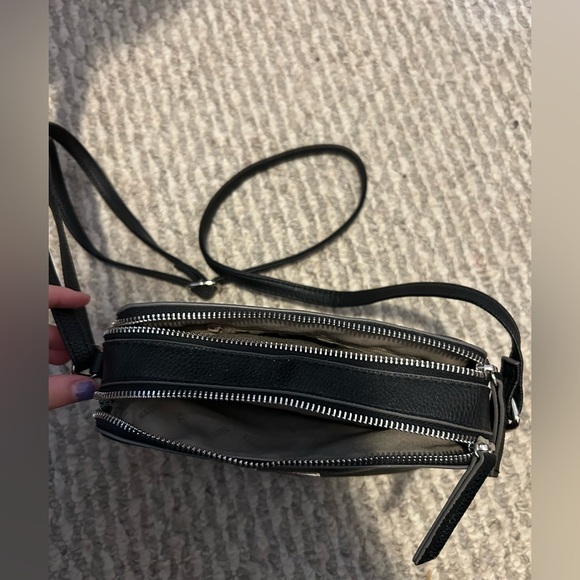 Roots Handbag - Picture 4 of 6